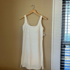 NWT Old Navy White Athletic Dress (size small)